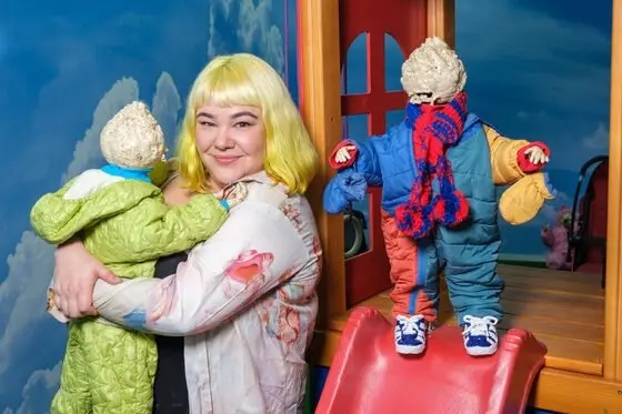 Ліндсі Мендік